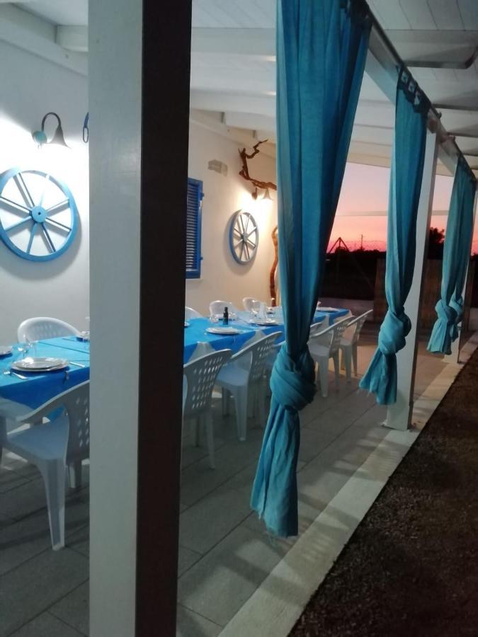 B&B And Home Restaurant La Casa Del Pescatore Sant'Anna Arresi Eksteriør billede